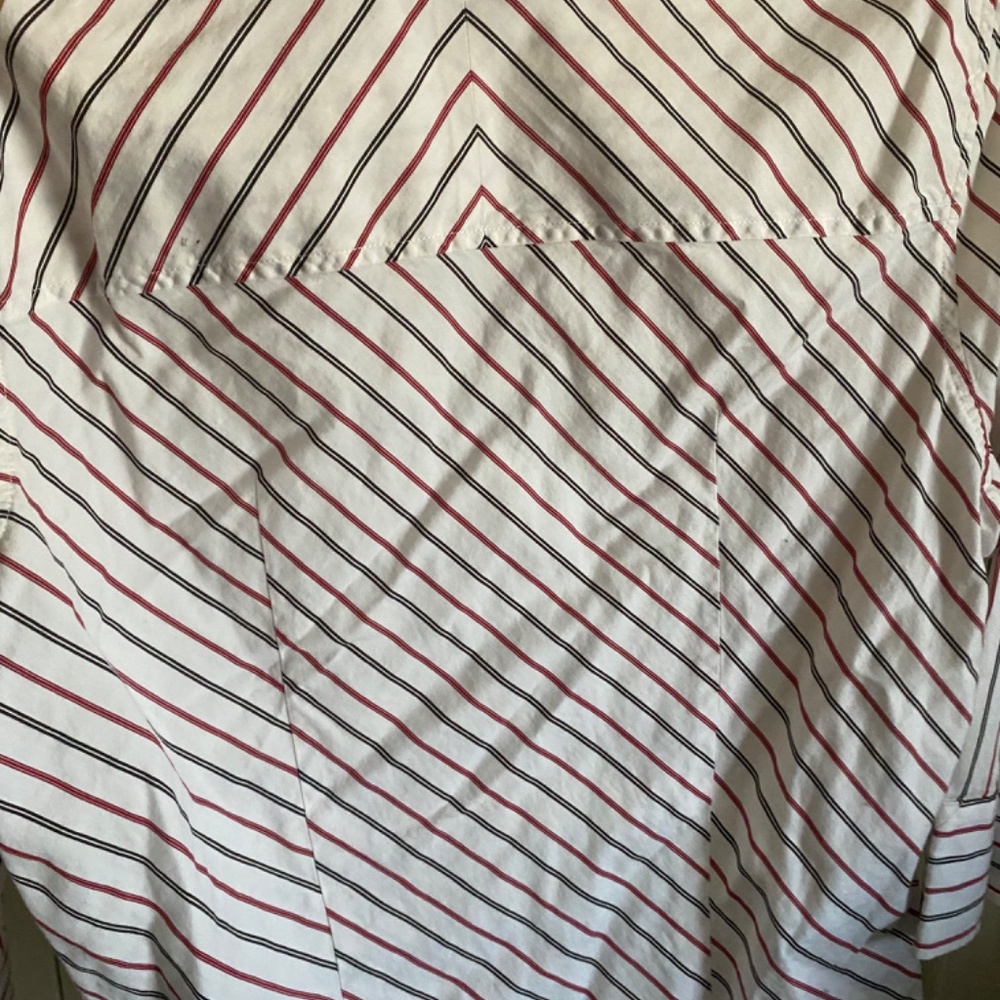 Ladies blouse - Picture 3 of 3